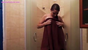 Sexy Rock Chick Takes A Sensual Shower